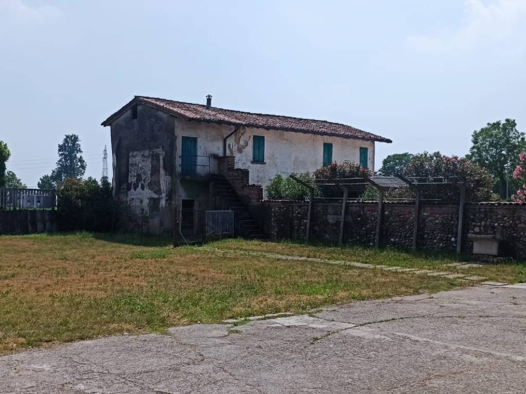 Rustico / casale a Cazzago san martino in Via Pedrocchetta - Foto 2
