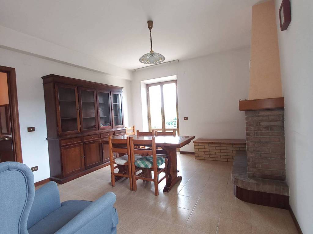 Appartamento a Montegiorgio in via Piane di Monteverde, 43 - Foto 2