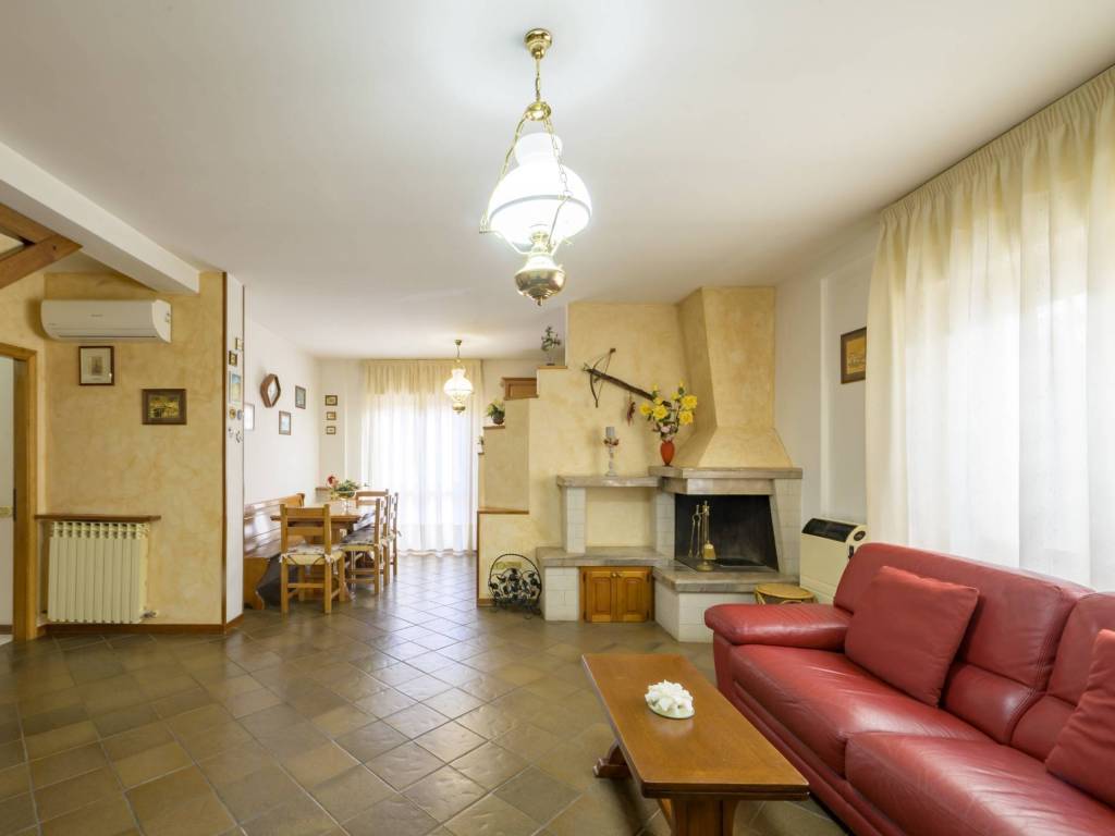 Appartamento a Gubbio in Largo Cimabue - Foto 3