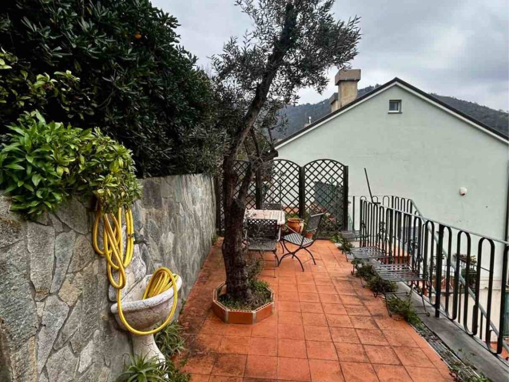 Casa indipendente a Genova in Via Don Luigi Sturzo - Foto 4