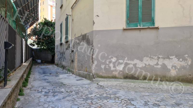 Appartamento a Salerno in Via Armando Diaz - Foto 5