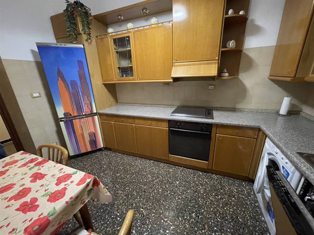 Appartamento a Spotorno in Via Cavour - Foto 4