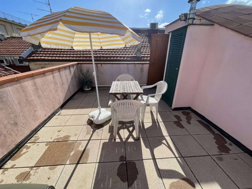 Appartamento a Spotorno in Vico Balilla - Foto 3
