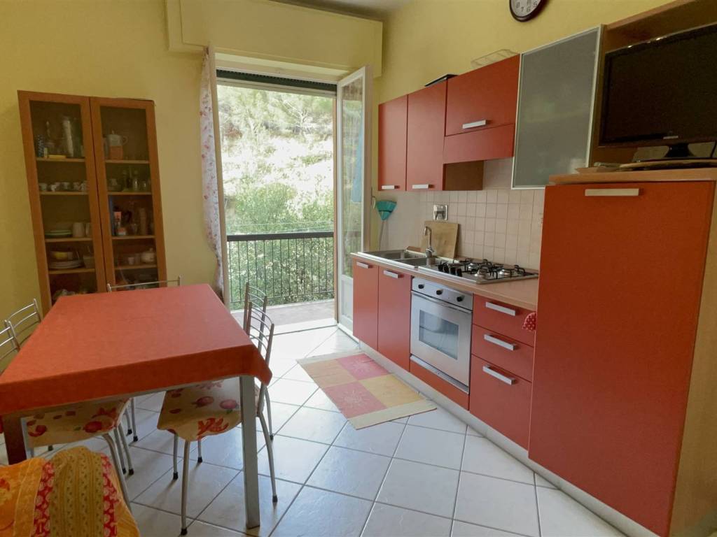 Appartamento a Noli in Via martiri di voze - Foto 1