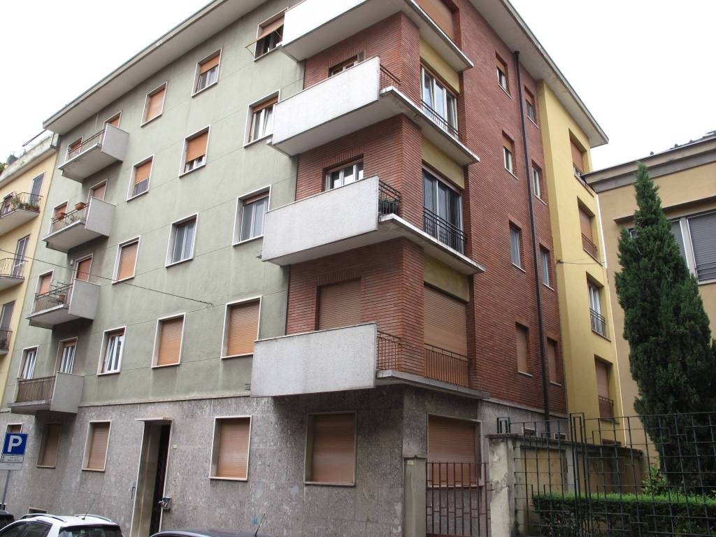 Appartamento a Novara in Via Giosuè Carducci, 4 - Foto 2