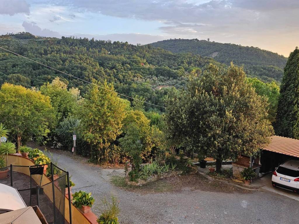 Rustico / casale a Monsummano terme in via rio bechini - Foto 2