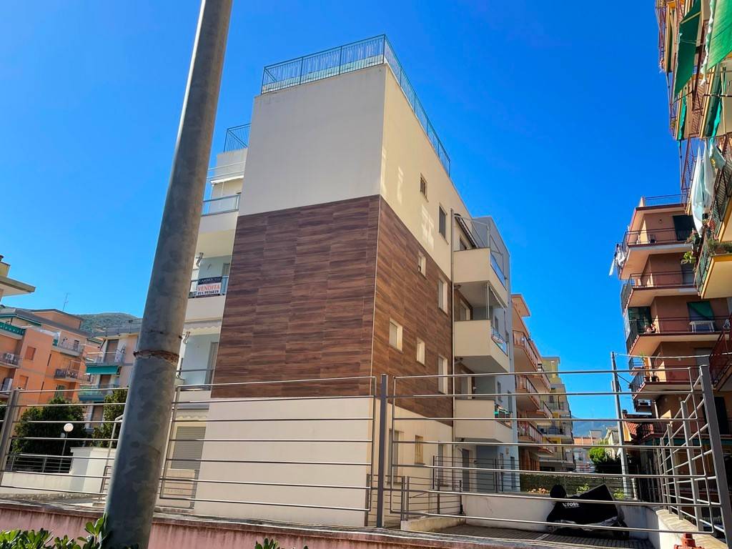 Appartamento a Borghetto santo spirito in Corso 4 Novembre - Foto 3