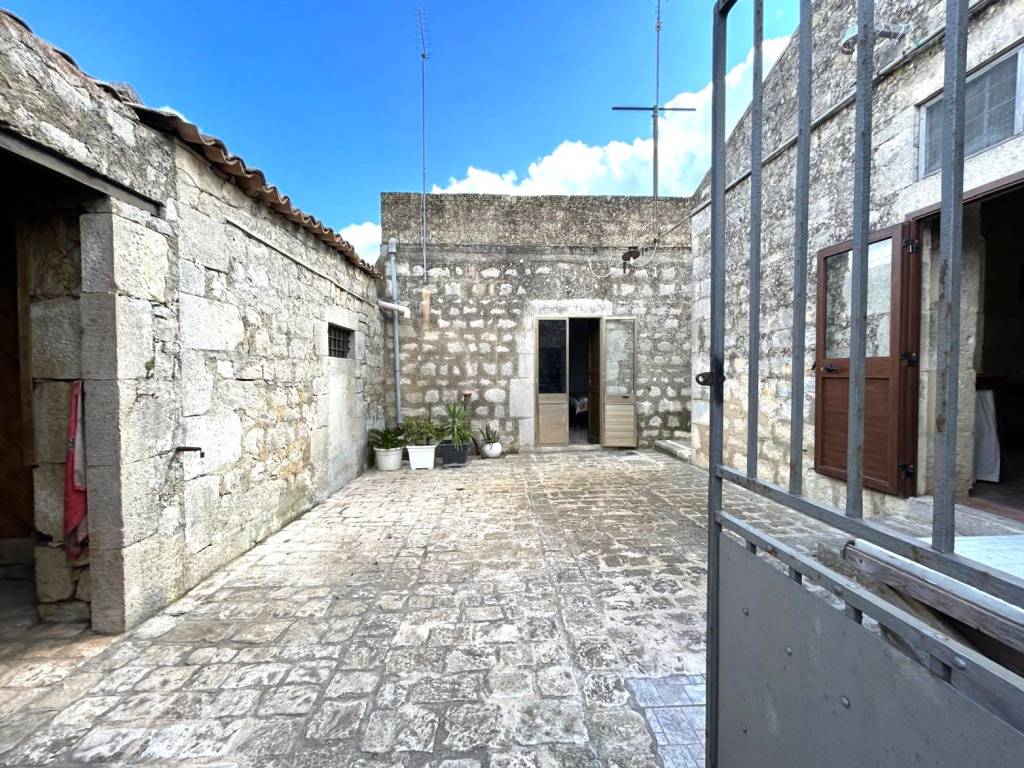 Villa a Modica in Via Milicucco Scrofano - Foto 4