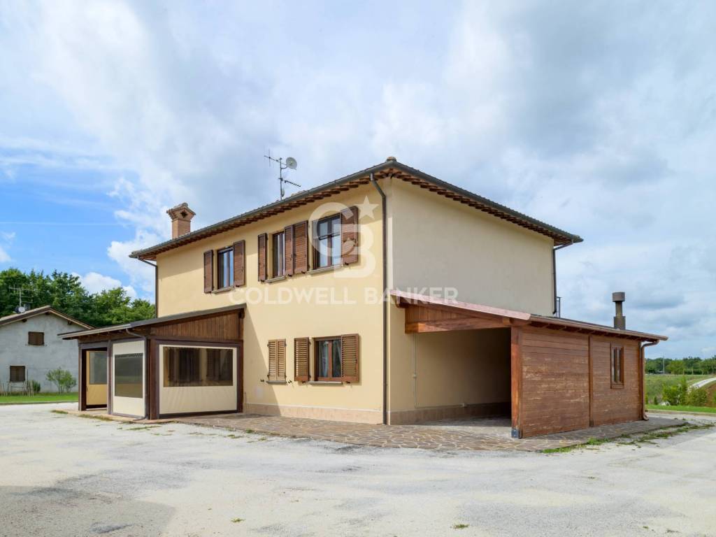 Villa a Gubbio in Strada di Serra Brunamonti, 23 - Foto 3