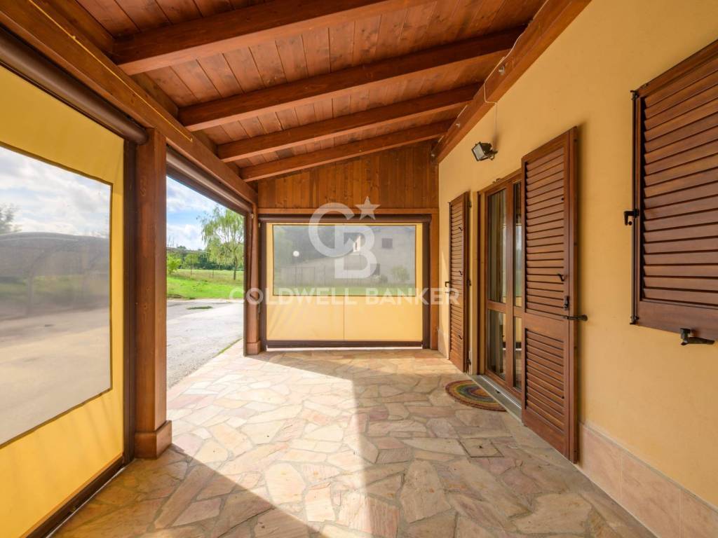 Villa a Gubbio in Strada di Serra Brunamonti, 23 - Foto 4