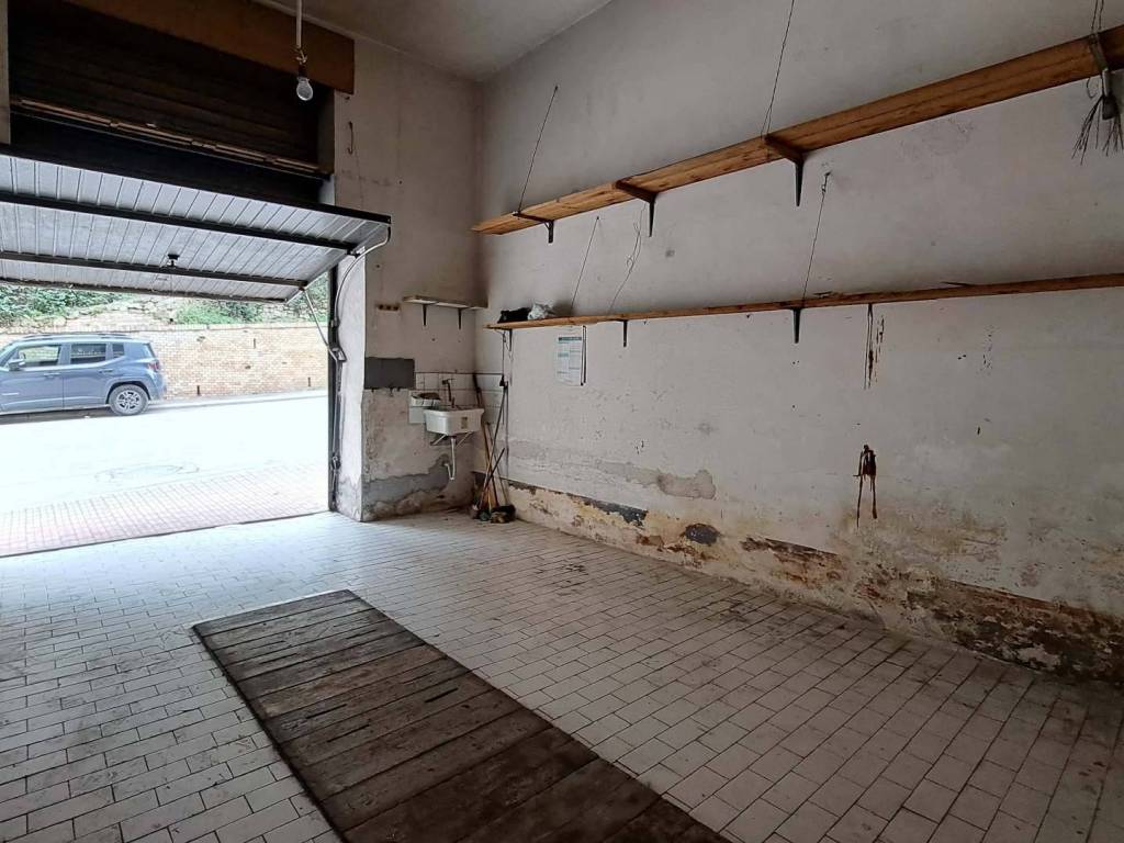 Box / garage a Chieti in Via Madonna degli Angeli, 199 - Foto 5