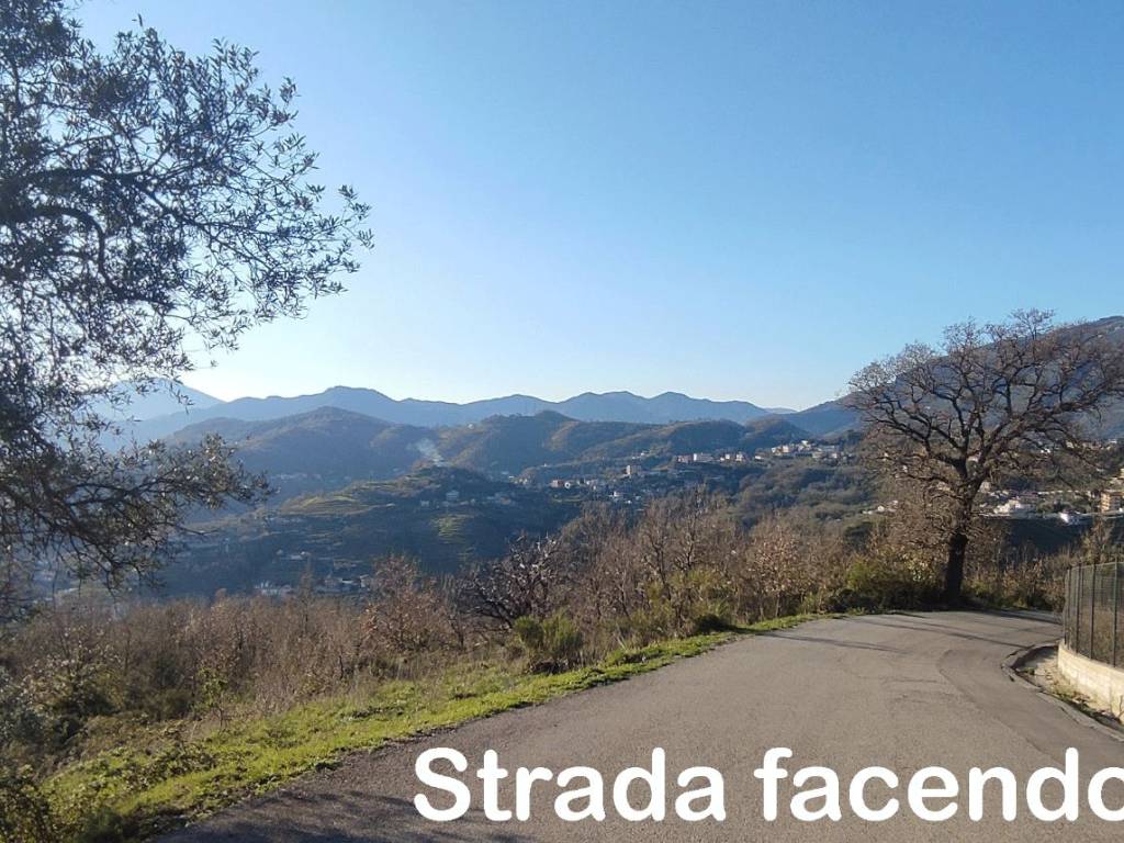 Villa a Salerno in Via Montena di Sotto - Foto 2