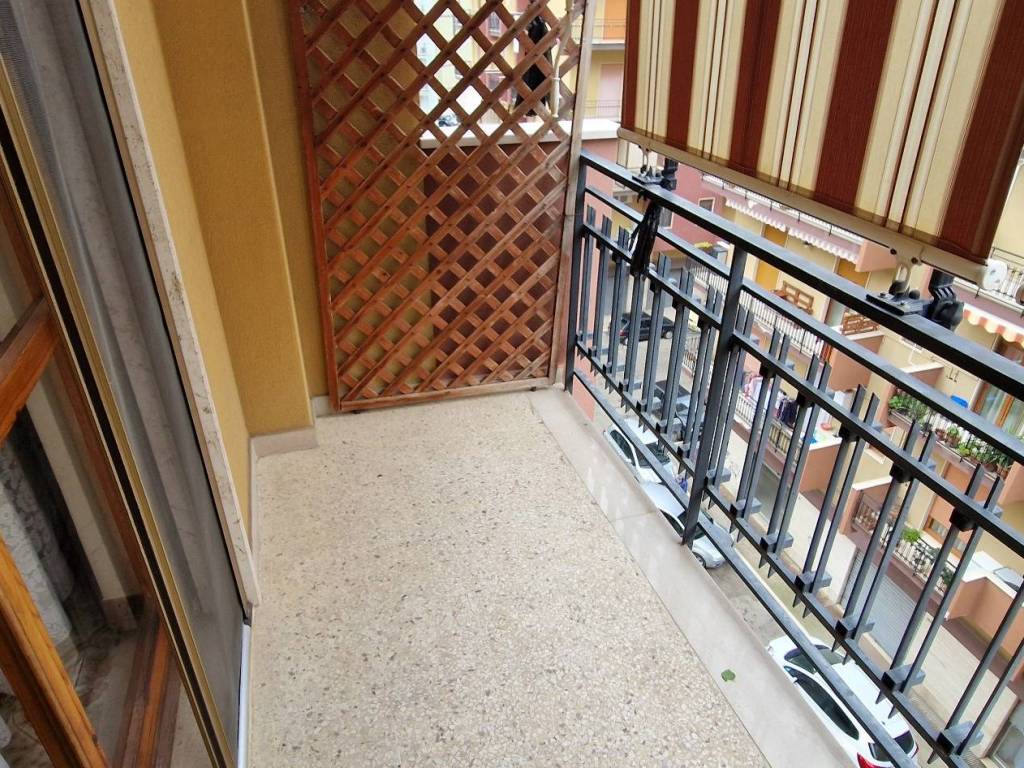 Appartamento a Trani in Via Giovanni Verga - Foto 2