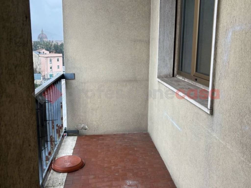 Appartamento a Pistoia in Viale Macallè - Foto 3