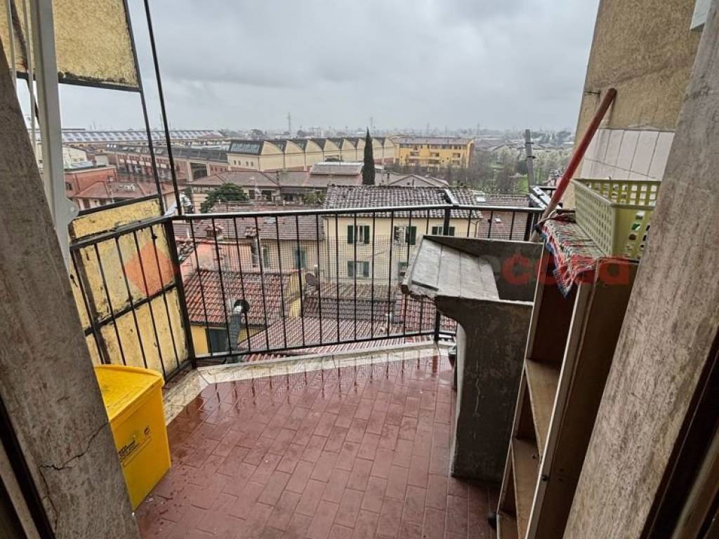Appartamento a Pistoia in Viale Macallè - Foto 4