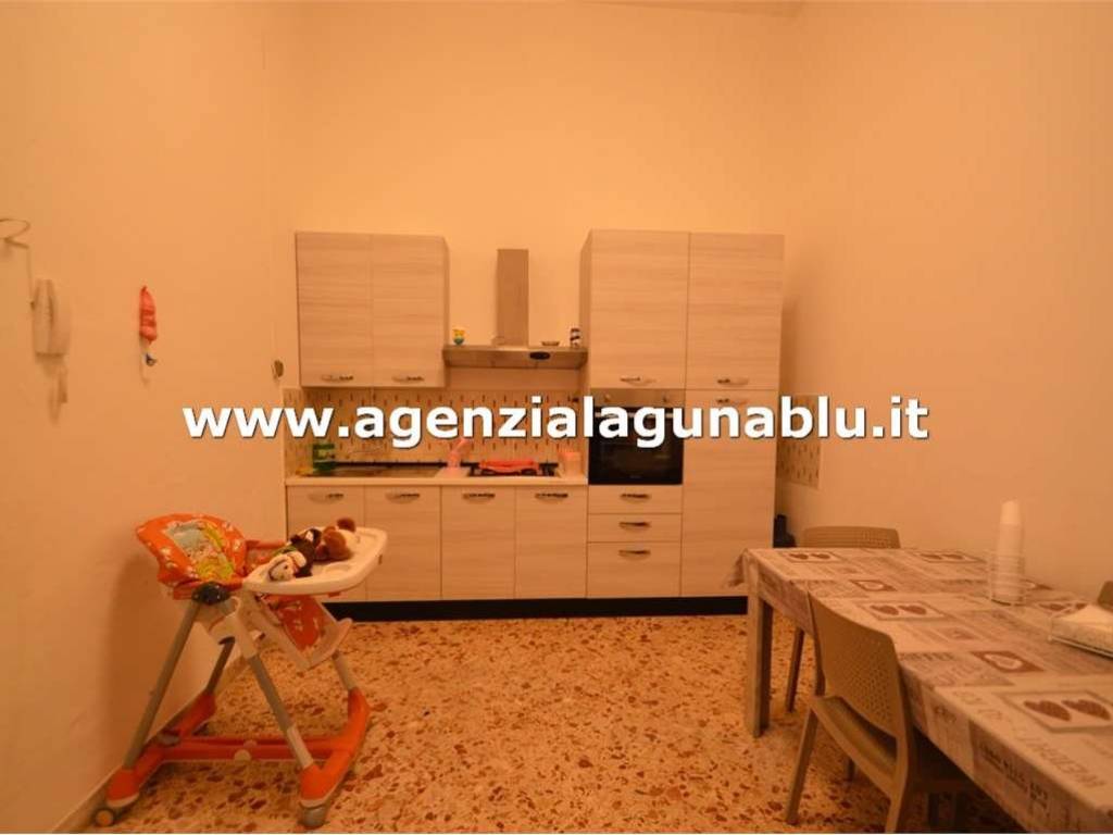Appartamento a Mazara del vallo in Via Ippolito d'Ippolito, 85 - Foto 2