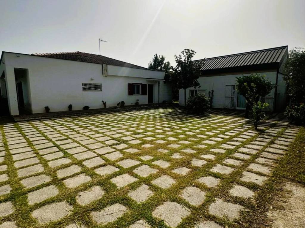 Villa a Eboli in Via Prato Traversa 1 - Foto 2