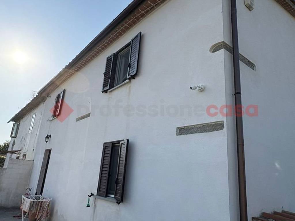 Casa indipendente a Pistoia in Via Vecchia Casalina - Foto 4