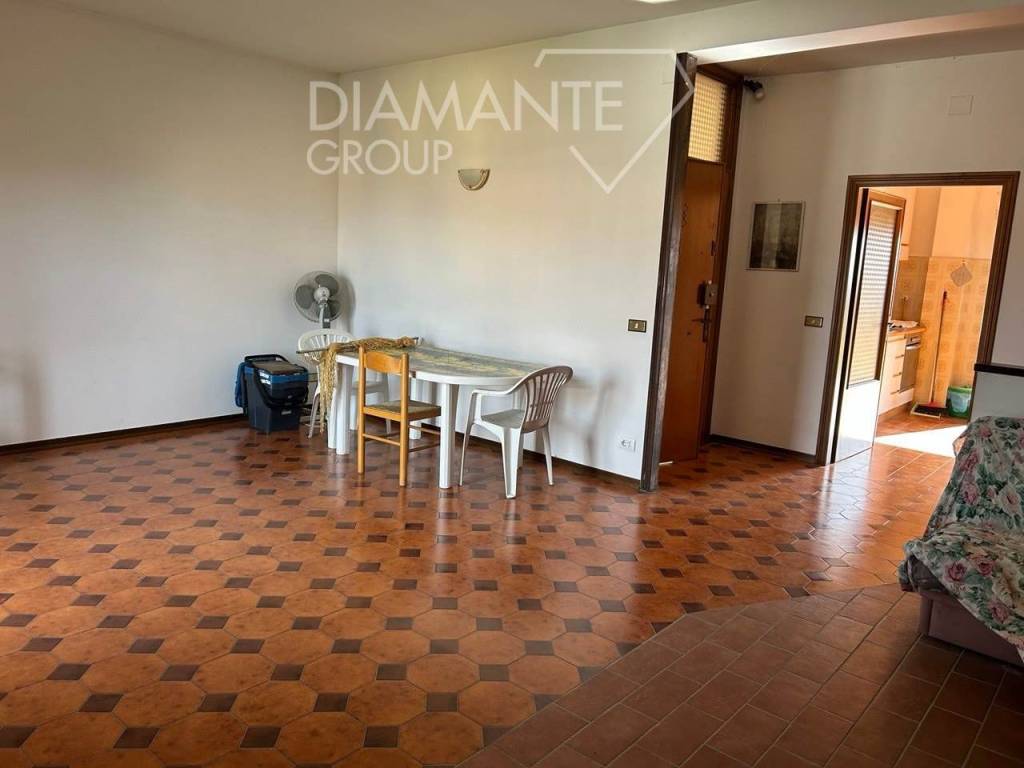 Appartamento a Castiglione del lago in Via Marzabotto - Foto 5