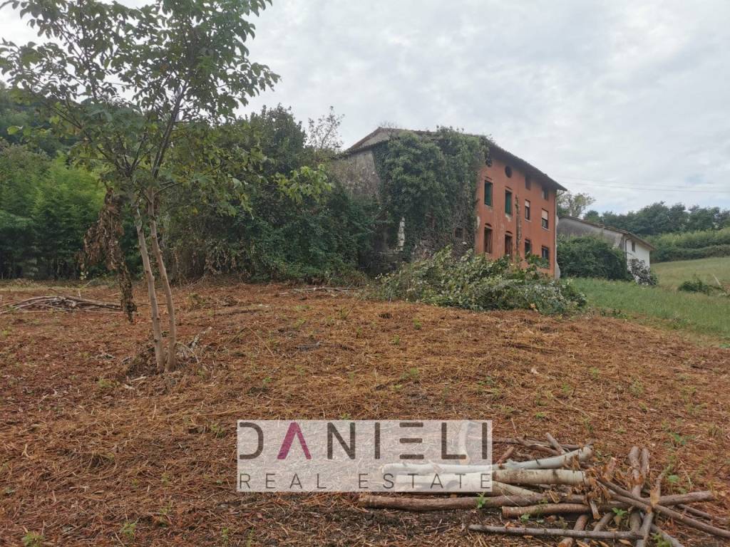 Rustico / casale a Chiampo in Via Vandini - Foto 2