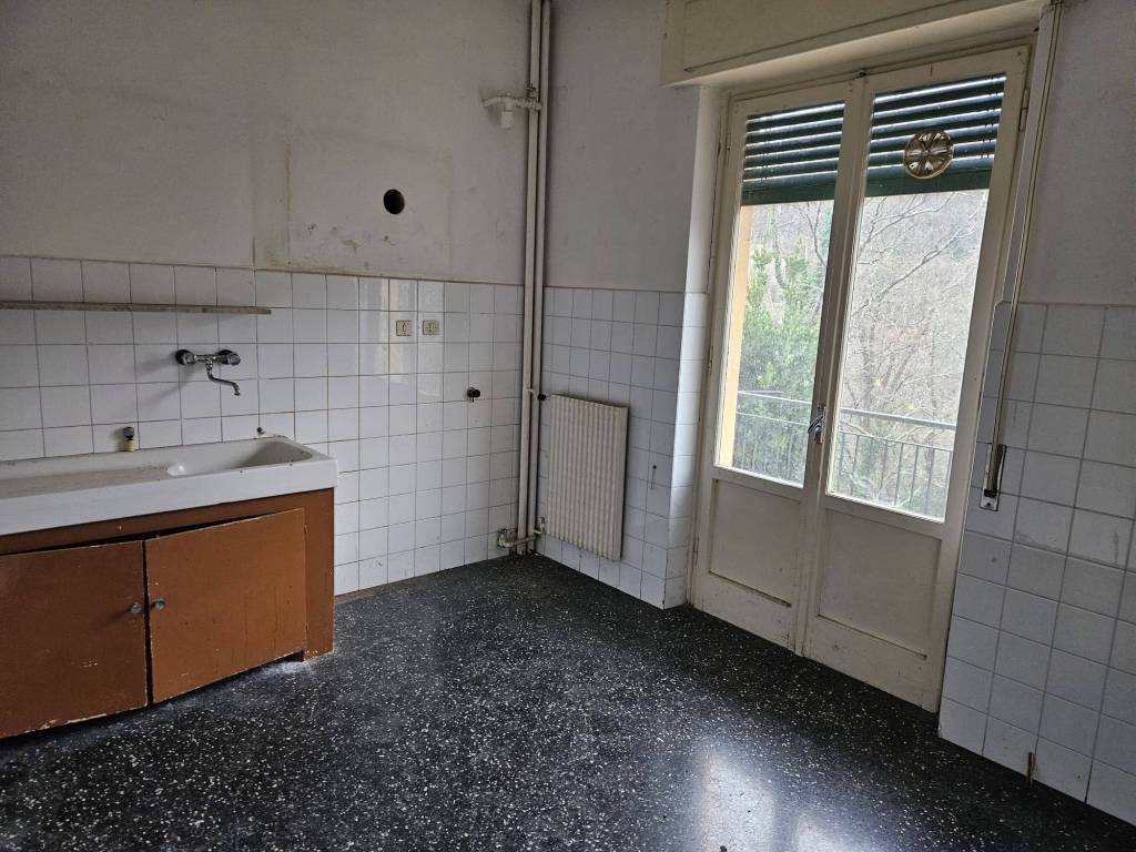Appartamento a Lumarzo in Frazione Chiappato - Foto 2