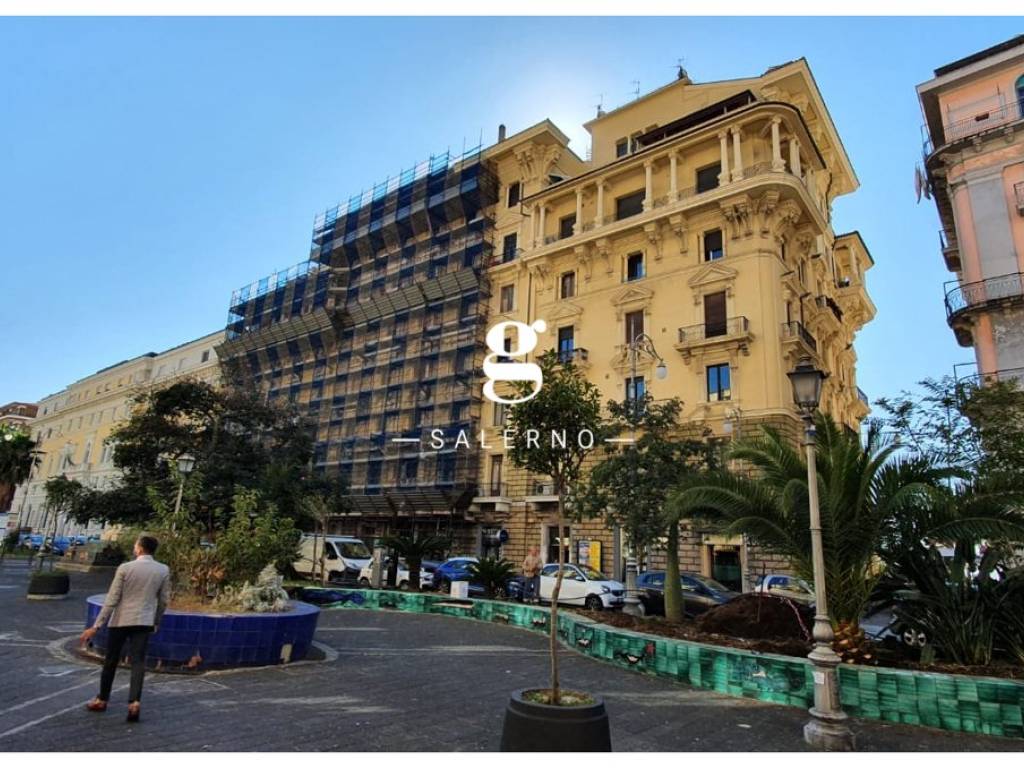 Appartamento a Salerno in Corso Garibaldi - Foto 2