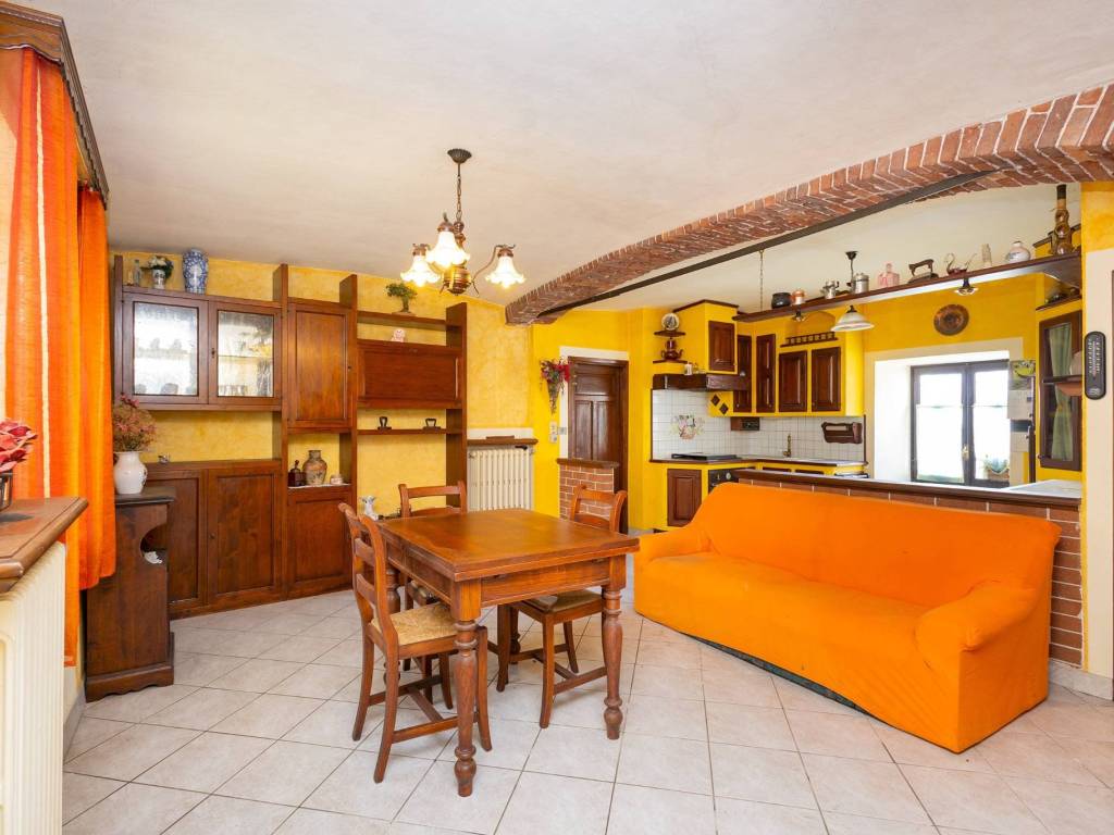 Villa a Bernezzo in Via Valle Grana, 61 - Foto 2