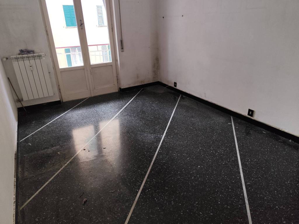 Appartamento a Genova in Via Silvio Bellotti, 1 - Foto 2