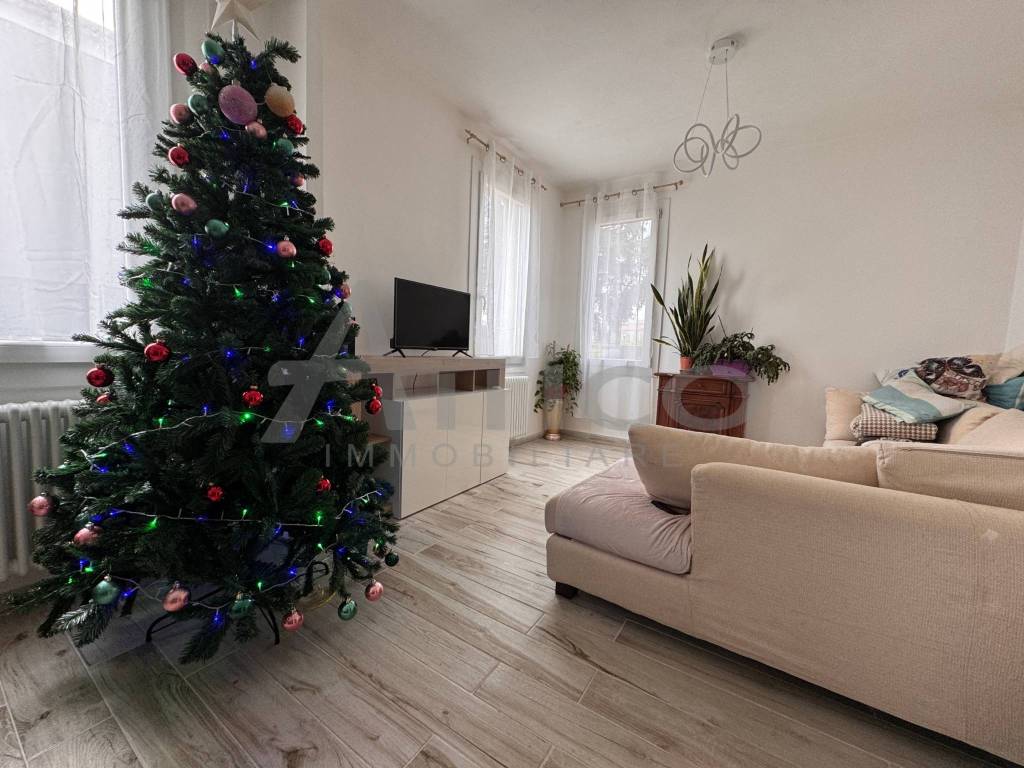 Villa a Rovigo in Viale Porta Adige - Foto 2