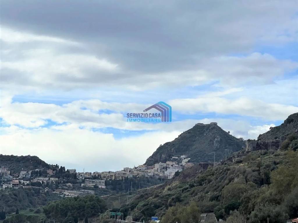 Villa a Taormina in Area Residenziale Mazzeo Taormina - Foto 2