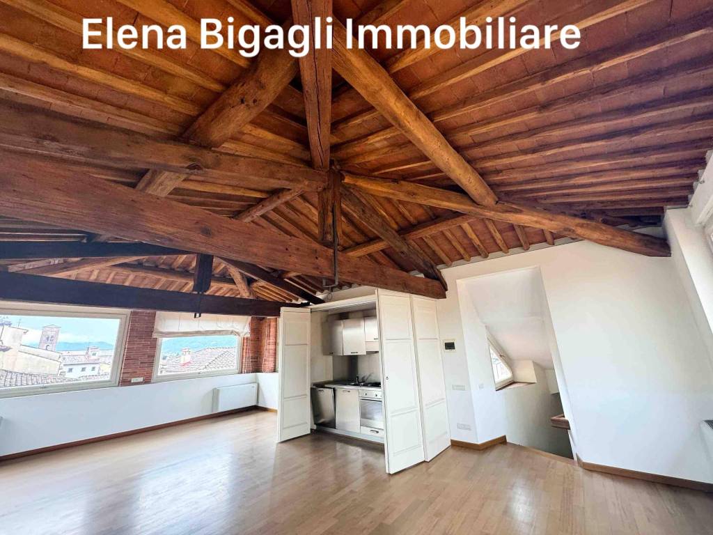 Appartamento a Lucca in Piazza San Michele - Foto 3