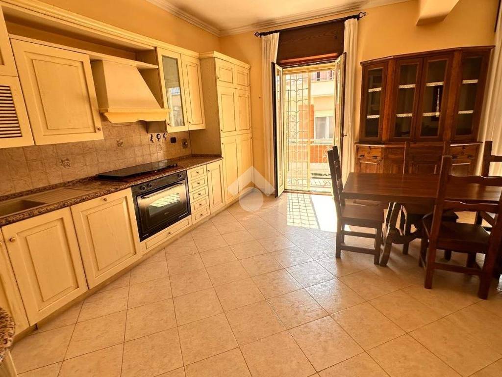 Appartamento a Roma in VIA GIOVANNI DELLA PENNA, 44 - Foto 3