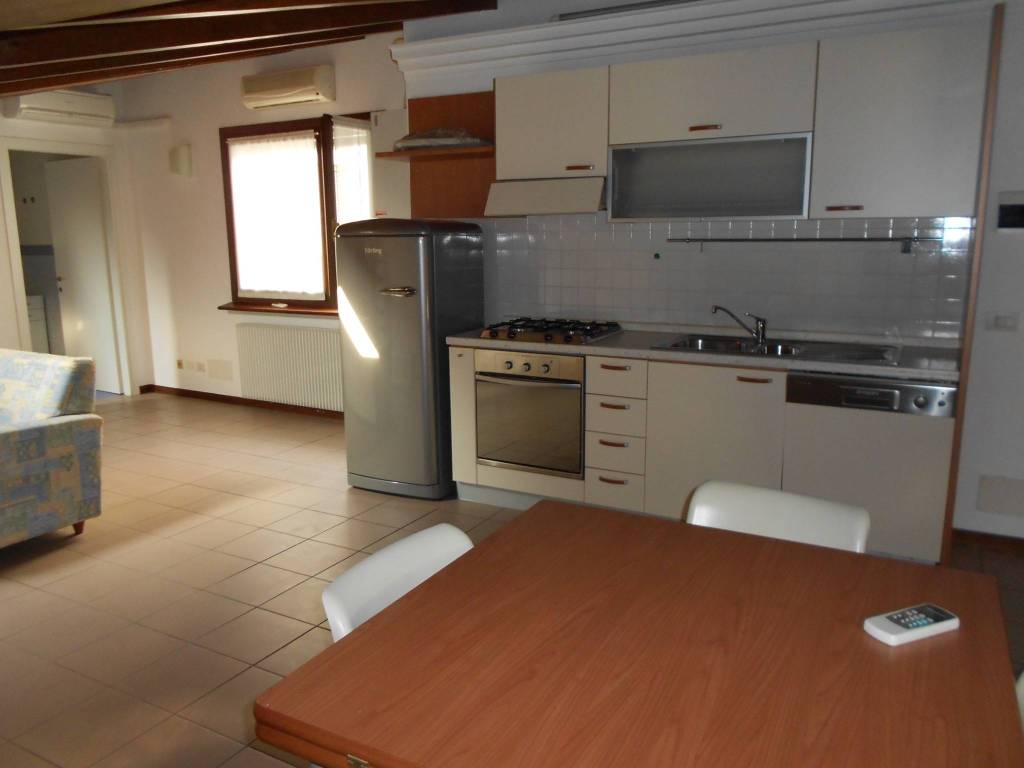 Attico / mansarda a Pordenone in Corso Giuseppe Garibaldi, 24 - Foto 3