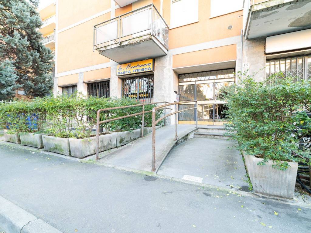 Appartamento a Parma in Via Giuseppe Cenni, 18 - Foto 2