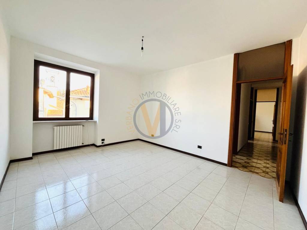 Appartamento a Albizzate in Via Cristoforo Colombo, 8 - Foto 2
