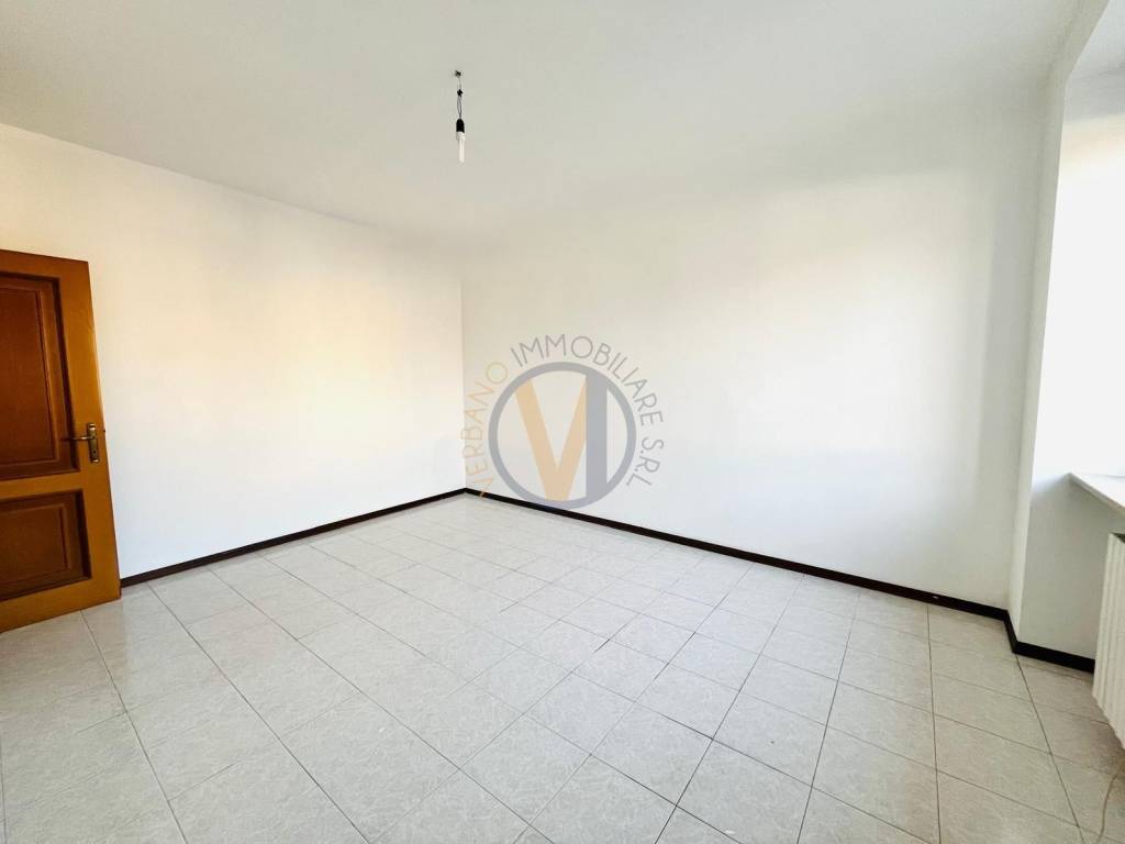 Appartamento a Albizzate in Via Cristoforo Colombo, 8 - Foto 3