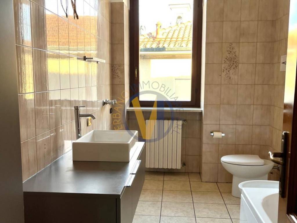 Appartamento a Albizzate in Via Cristoforo Colombo, 8 - Foto 5