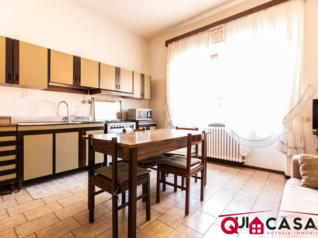 Villa a Gorla maggiore in Via Adua, 7 - Foto 4