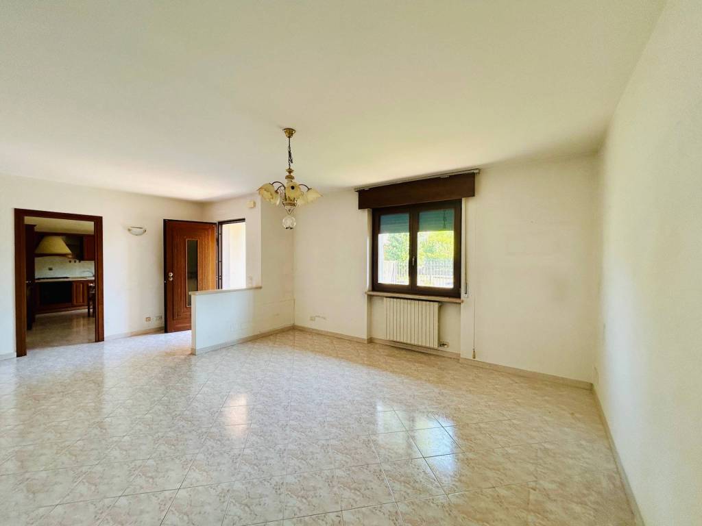 Appartamento a Villafranca di verona in Via Lazzaro Spallanzani - Foto 5