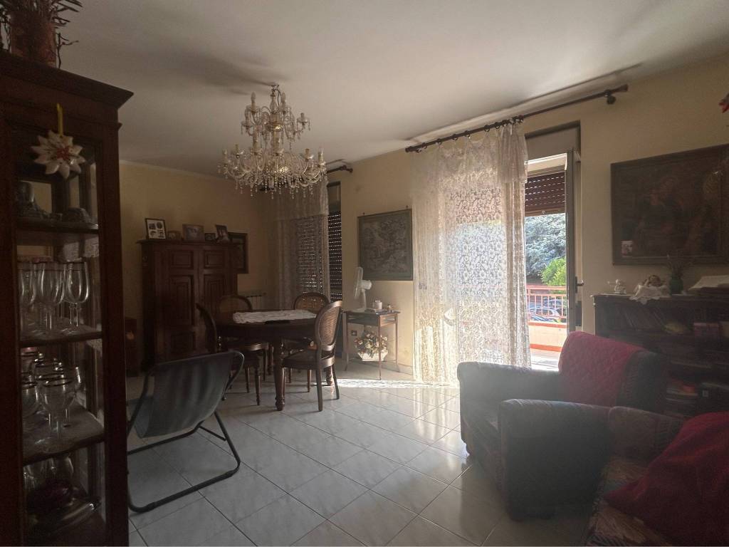 Appartamento a Caserta in Viale degli Aranci - Foto 2