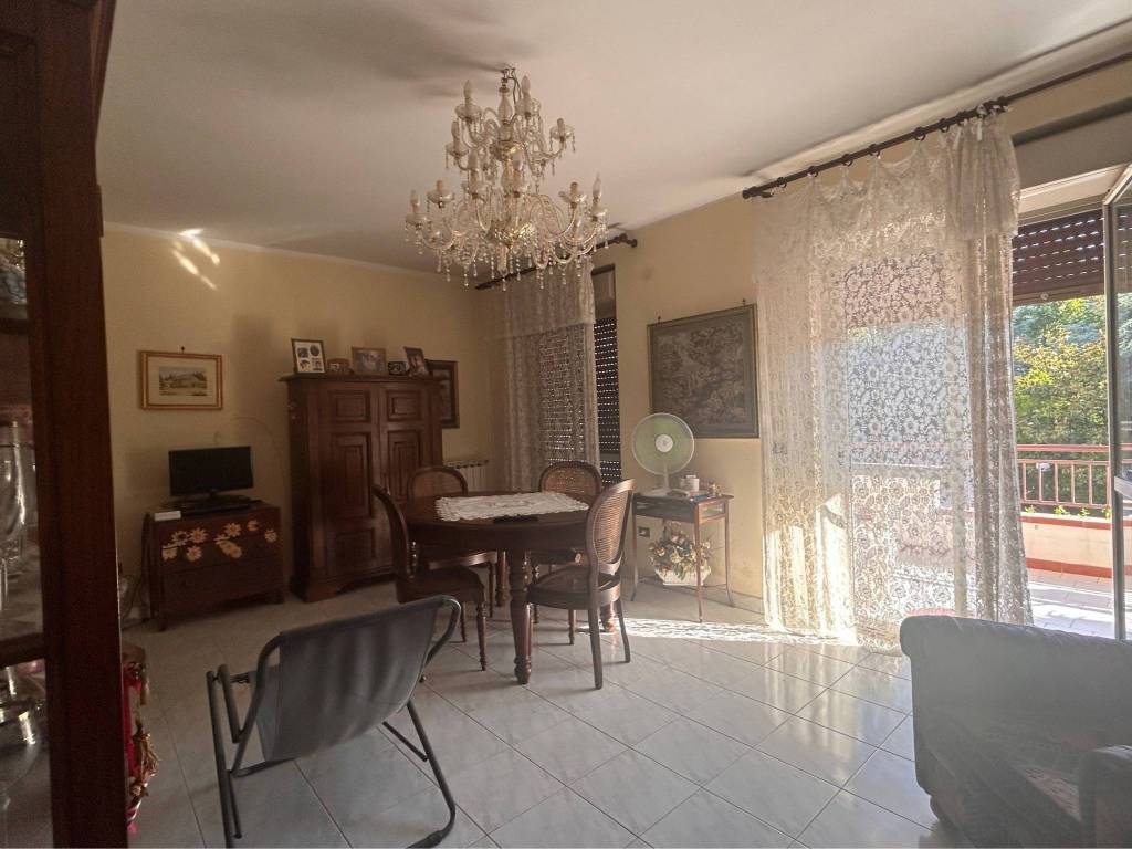 Appartamento a Caserta in Viale degli Aranci - Foto 4