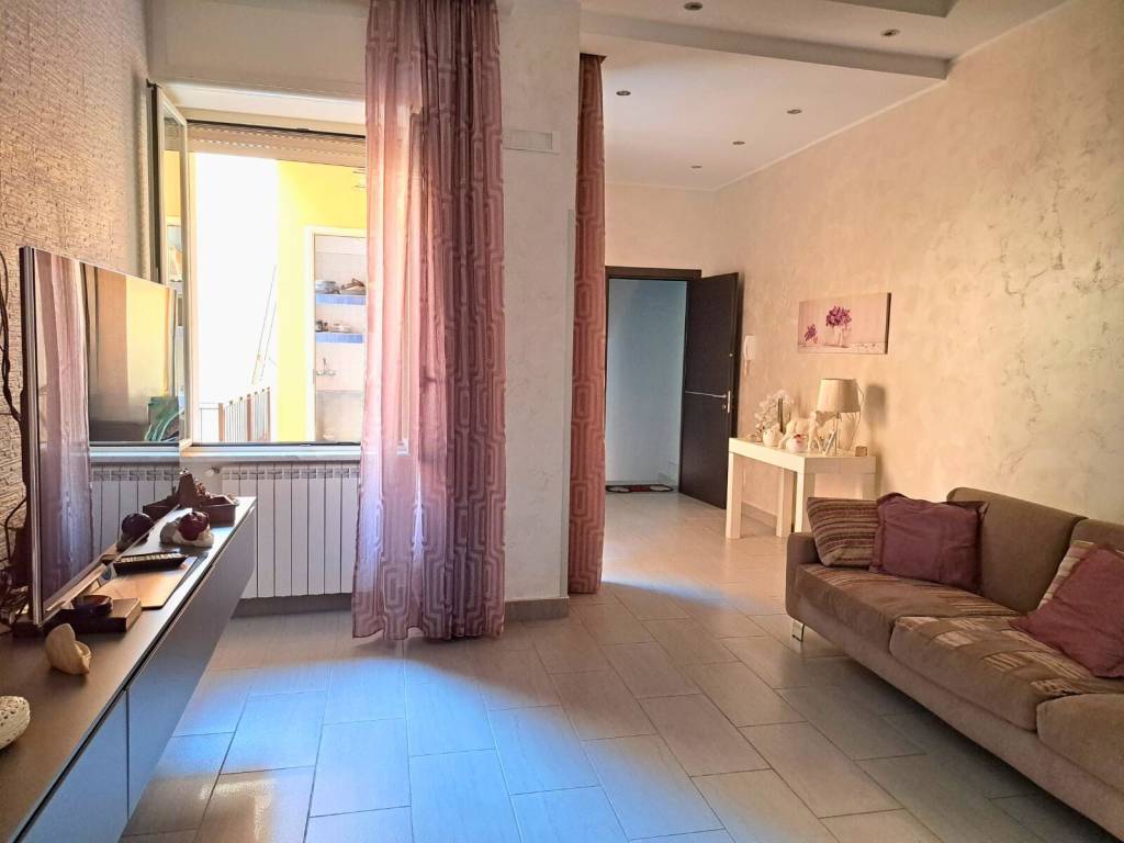 Casa indipendente a Maddaloni in Via Montano - Foto 2