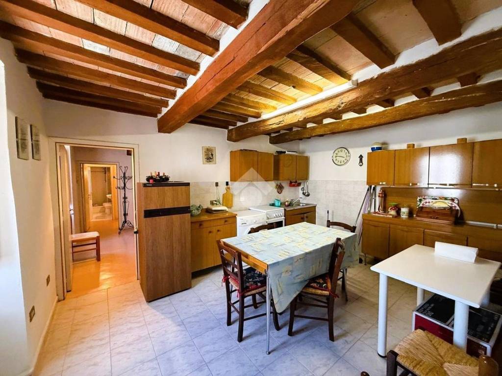 Appartamento a Gubbio in Via Tifernate - Foto 2