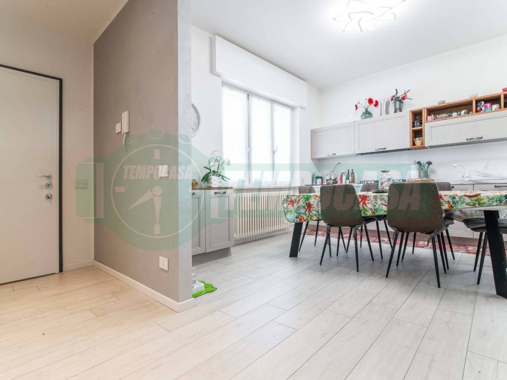 Appartamento a Tradate in Via Monte K2, 5 - Foto 3
