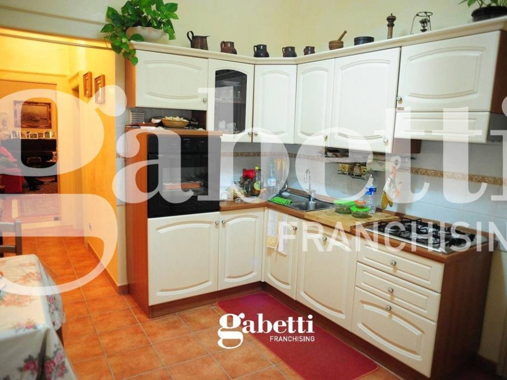 Casa indipendente a Canosa di puglia in via Antonio Rosmini, 6 - Foto 5