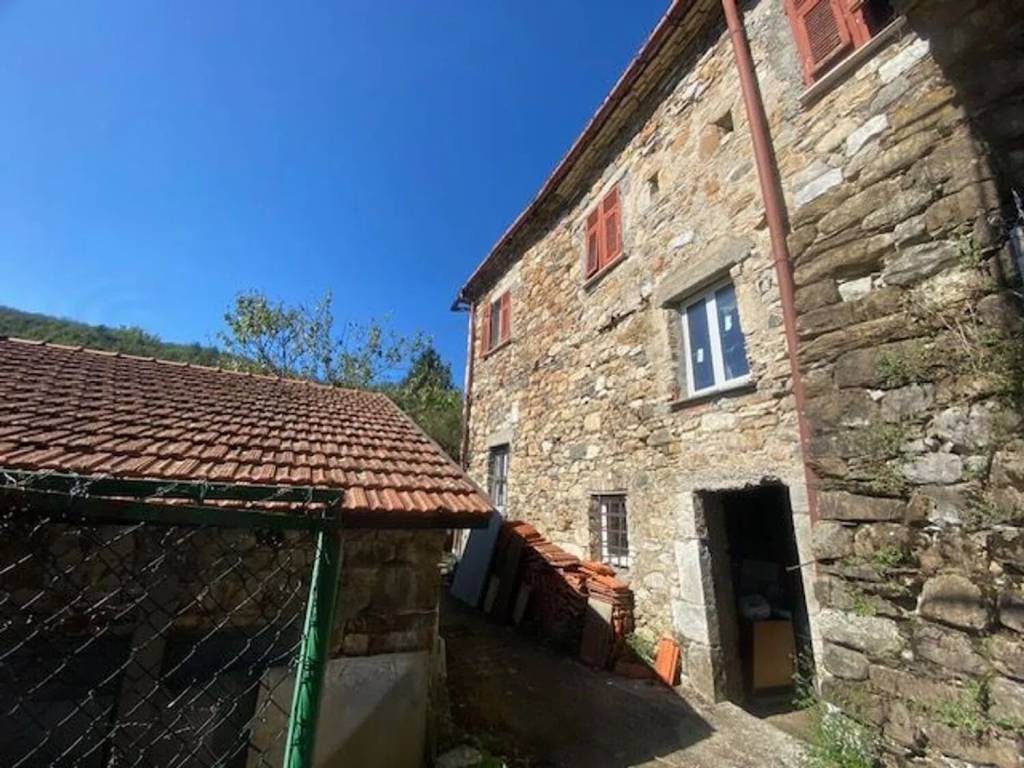 Rustico / casale a Varese ligure in Località Scurtabò S.N.C. - Foto 5