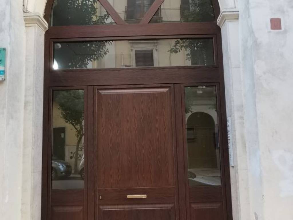 Appartamento a Taranto in Via Dante Torraco, 6 - Foto 2