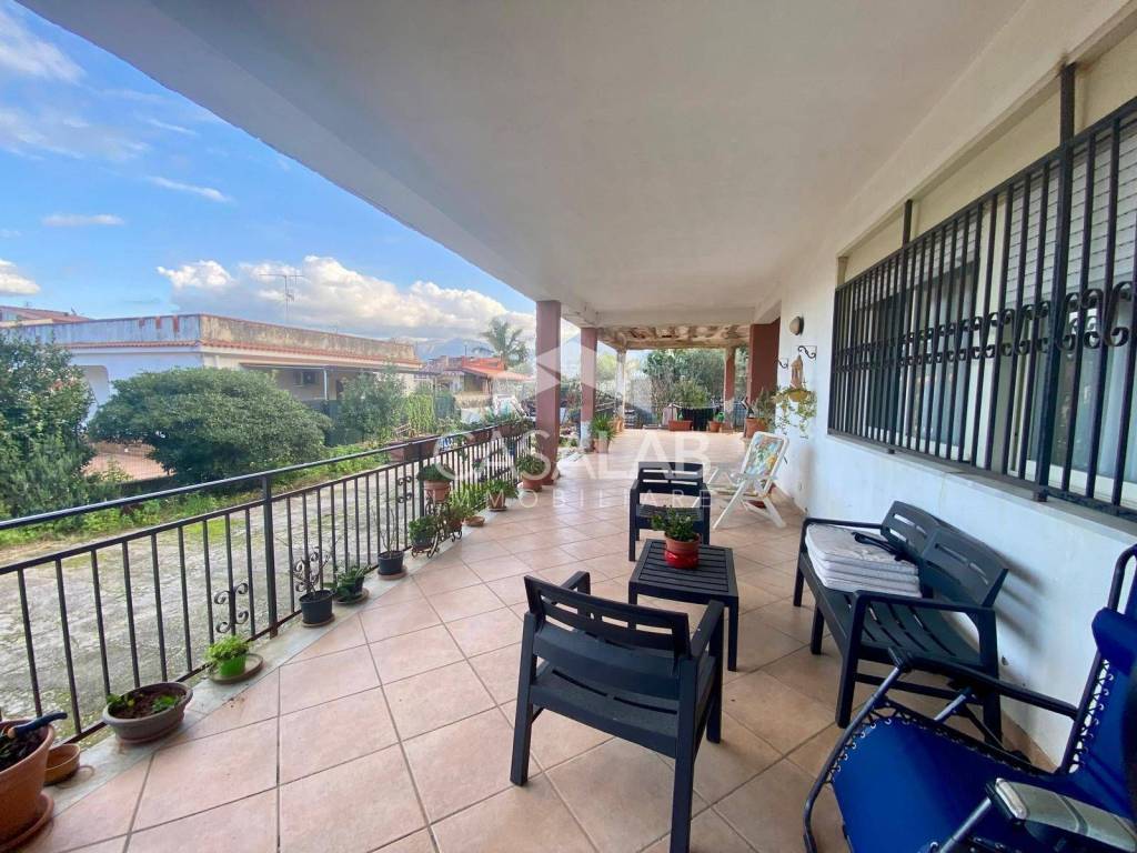 Villa a Carini in Via Giacarta - Foto 3