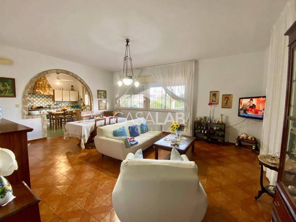 Villa a Carini in Via Giacarta - Foto 4