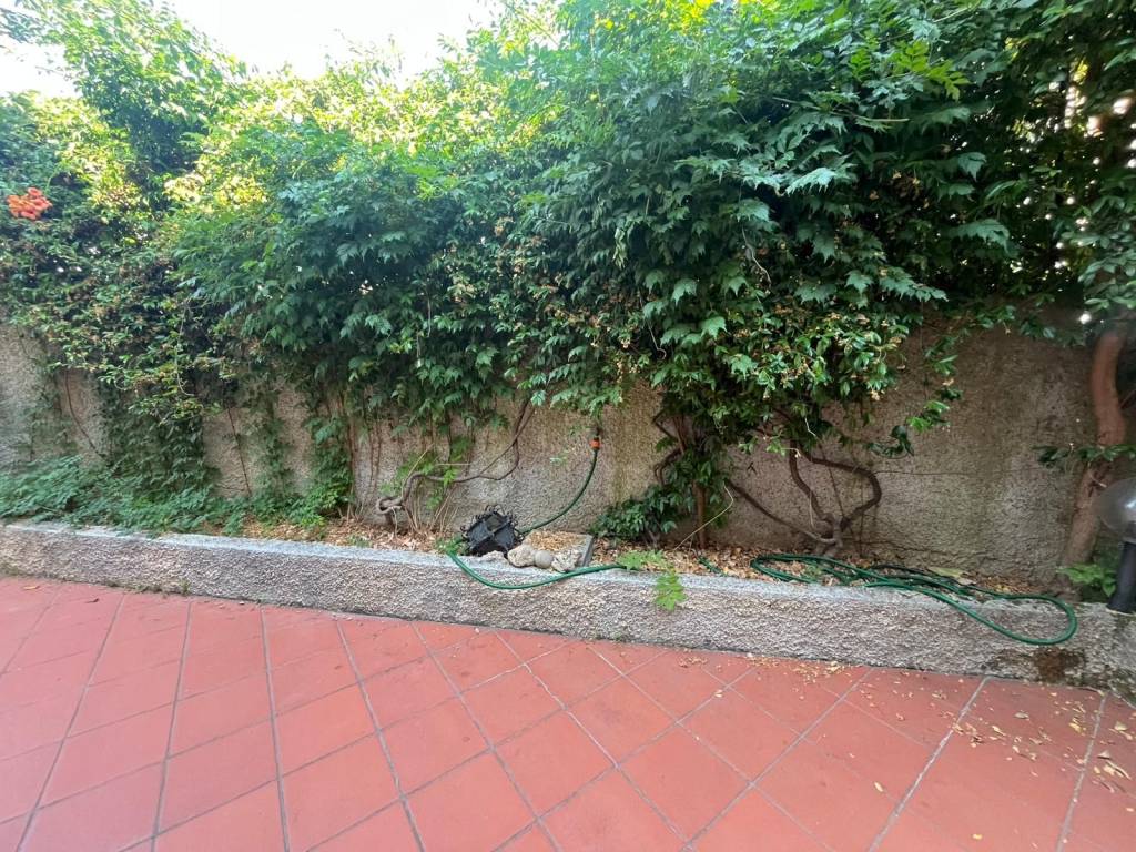 Villa a Catanzaro in Via San Francesco d'Assisi - Foto 2